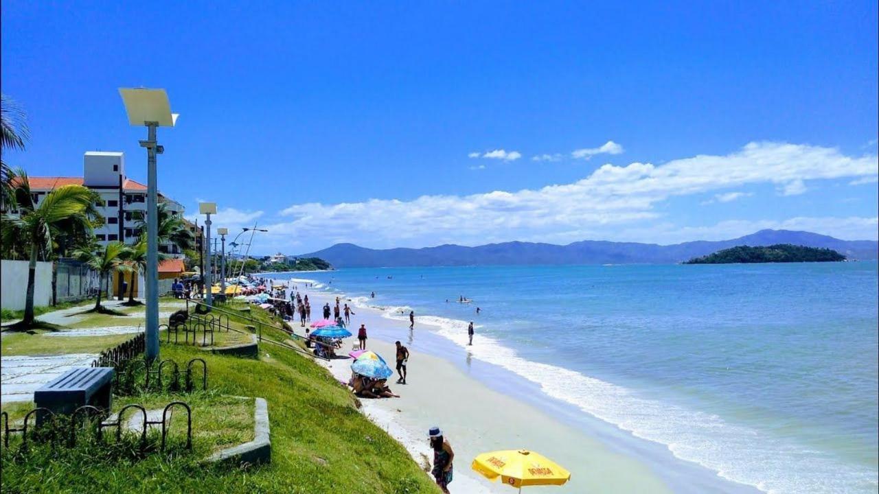 Apartamento Com Vista Do Mar Em Residencial Com Piscina Lejlighed Florianópolis Eksteriør billede