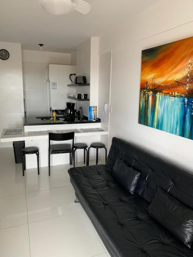 Apartamento Com Vista Do Mar Em Residencial Com Piscina Lejlighed Florianópolis Eksteriør billede