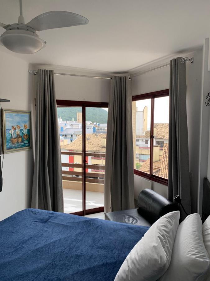 Apartamento Com Vista Do Mar Em Residencial Com Piscina Florianópolis Eksteriør billede